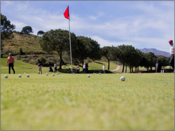 Golf Experience in Benidorm: Stunning Courses and Easy Club Rental