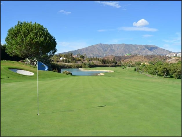 Read more about the article Exploring the Best Golf Courses in Benidorm: A Golfer’s Paradise
