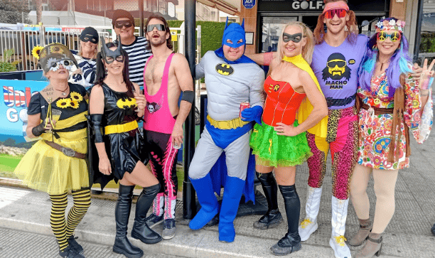 Read more about the article The Ultimate Guide to Benidorm Fancy Dress November: Golf, Costumes, and Cold Pints
